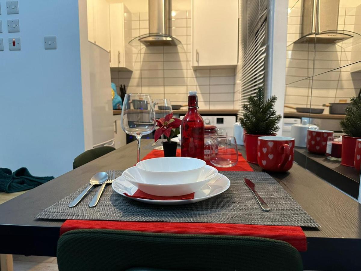 Parkside Stay North London - Victoria Line Экстерьер фото
